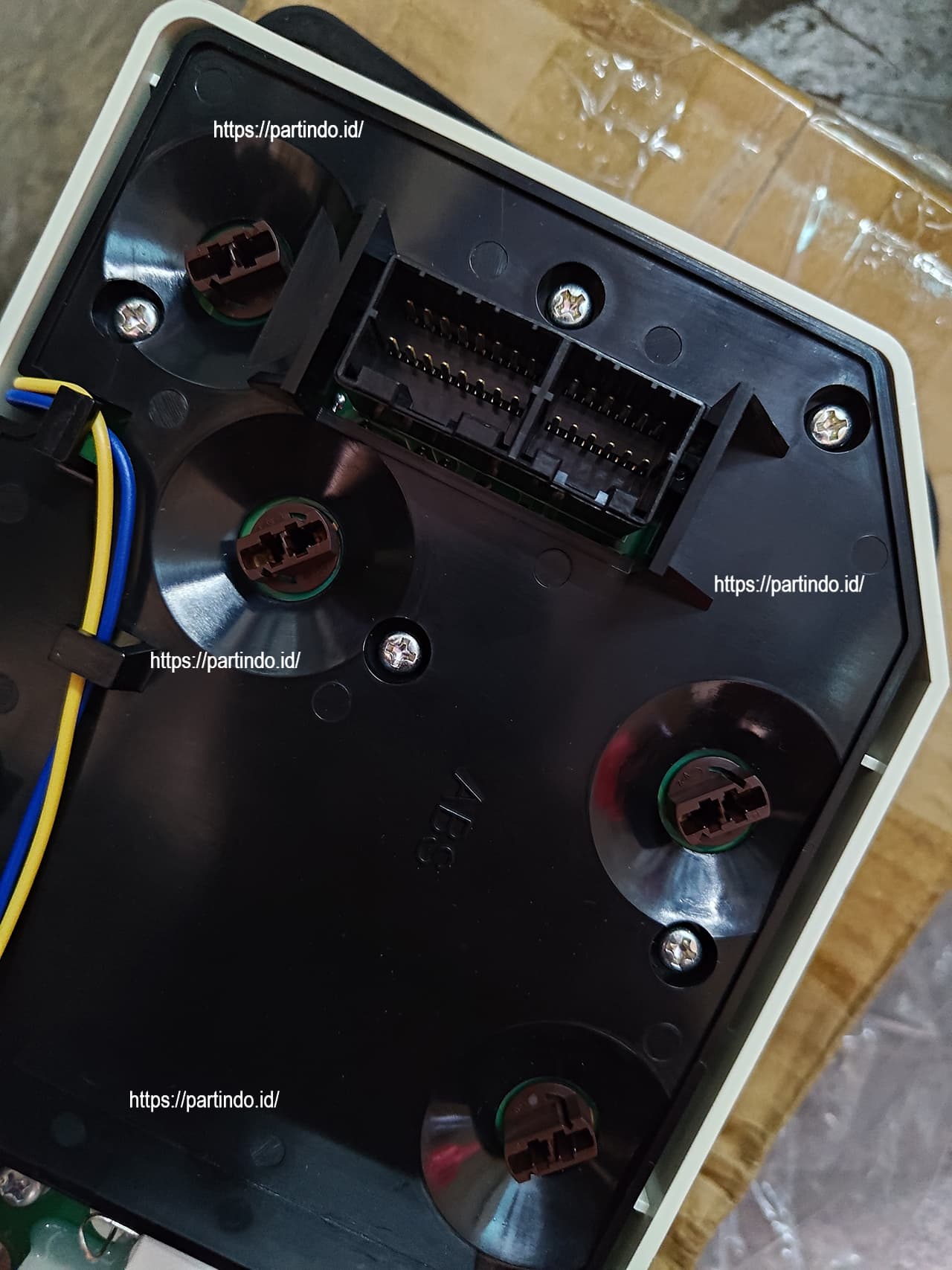 7831-68-1000 7831-68-1100